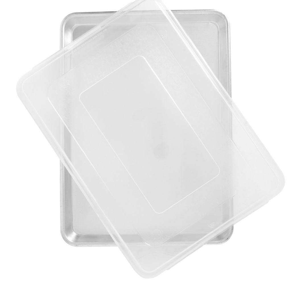 Nordic Ware | Naturals Baker's Half Sheet with Lid