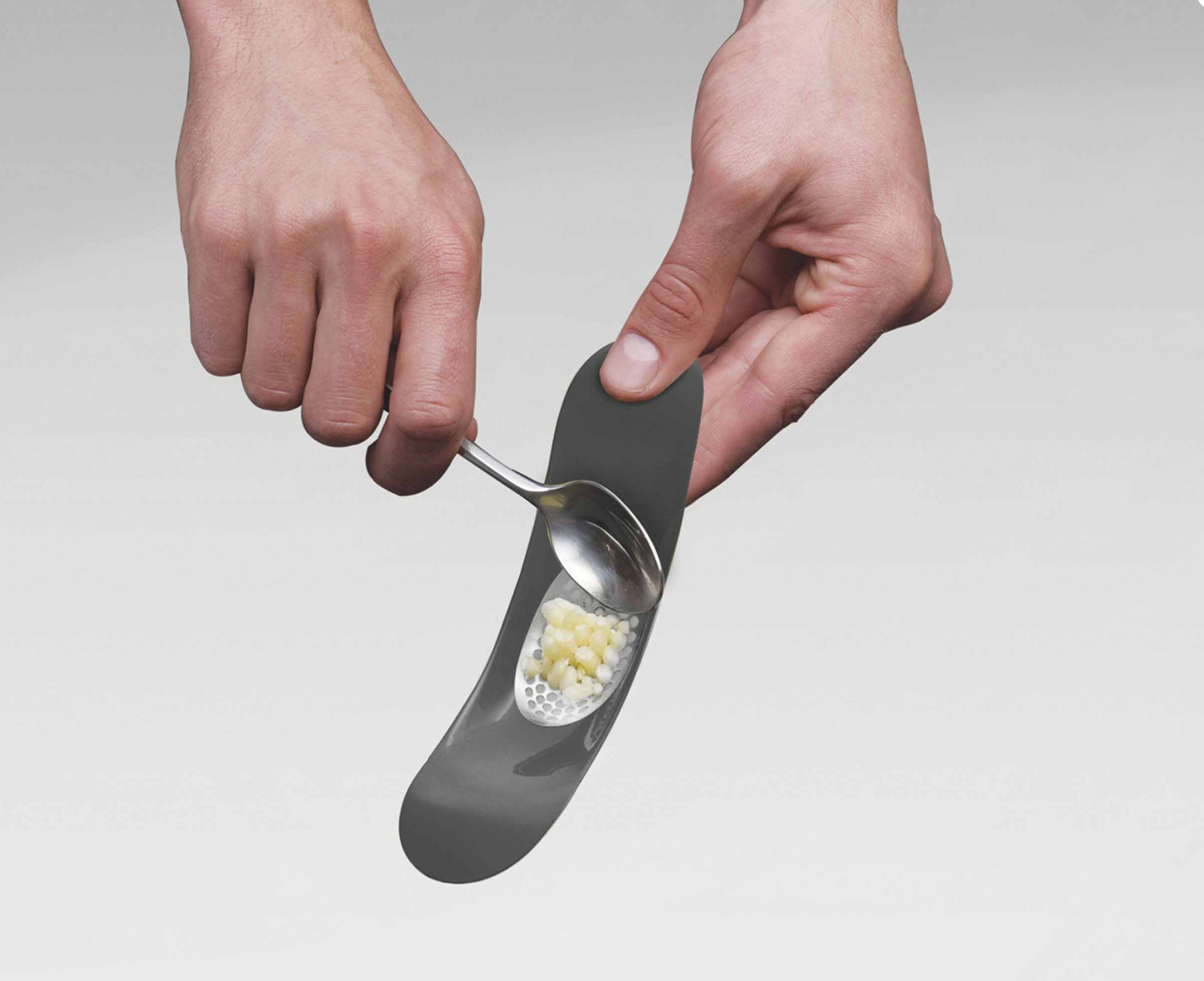 Joseph Joseph | Rocker™ Silver Garlic Crusher
