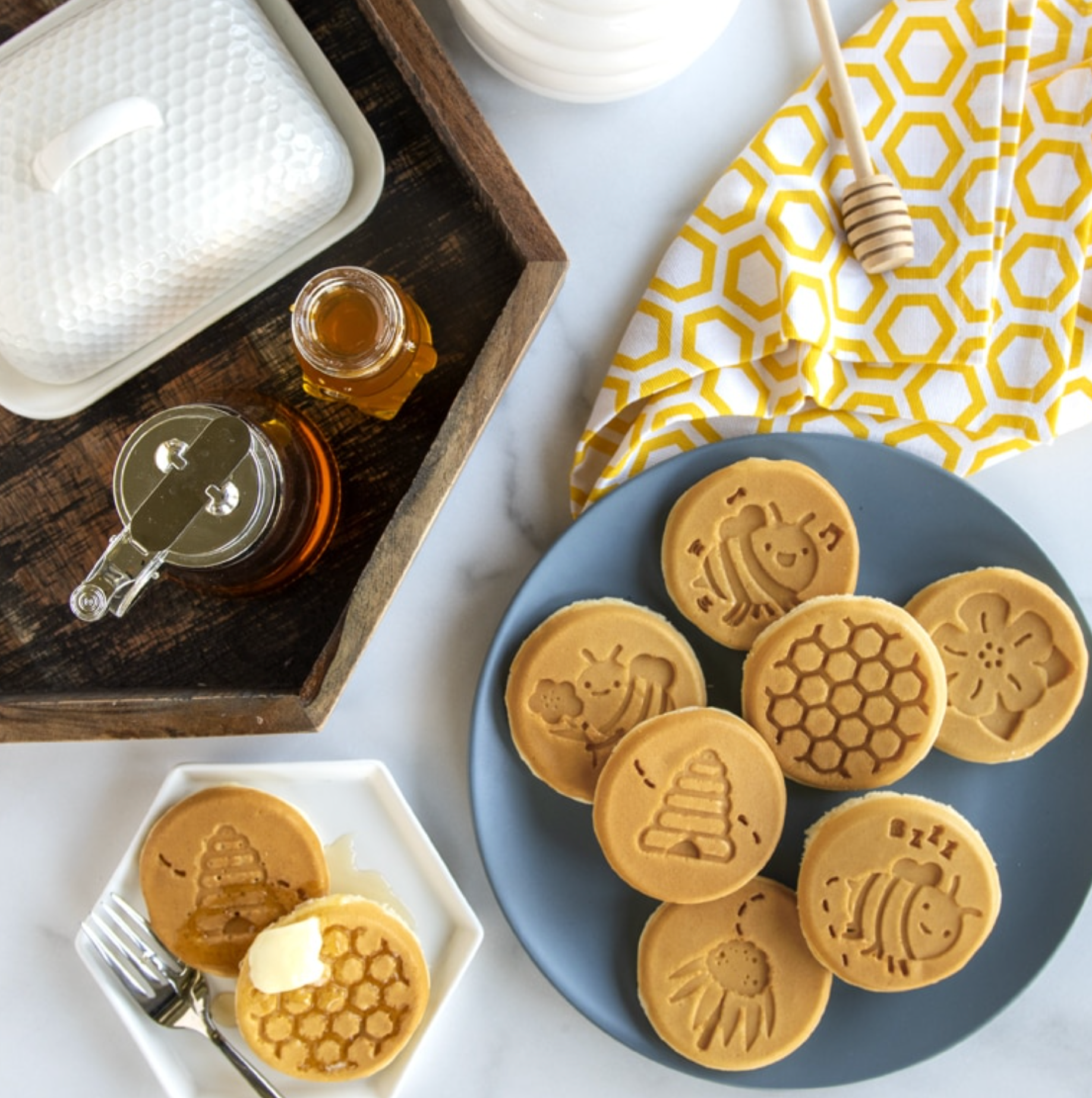 Nordic Ware | Honey Bee Pancake Pan