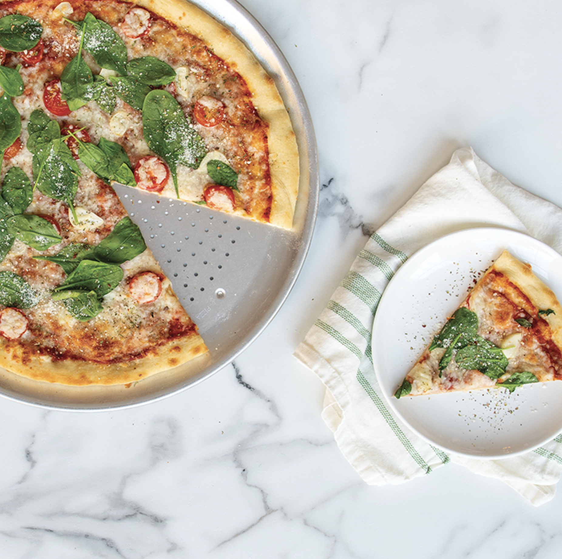 Nordic Ware | Naturals 16" Hot Air Pizza Crisper