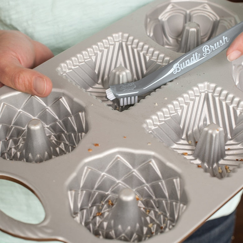 Nordic Ware | The Ultimate Bundt Cleaning Tool