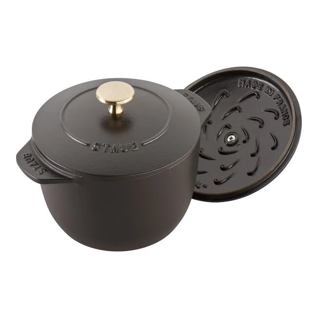 Staub | 1.5 Quart Petite French Oven