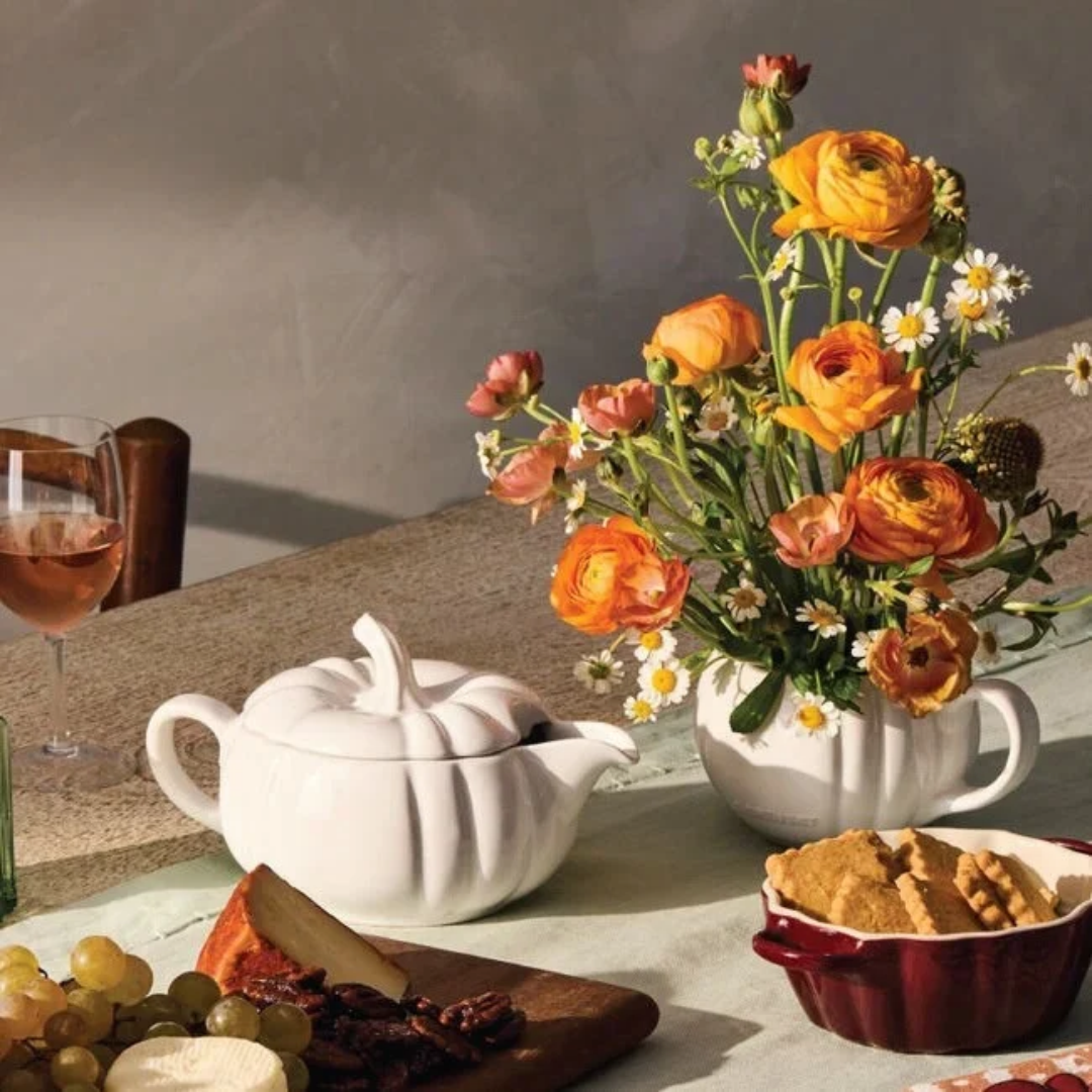 Le Creuset | Pumpkin Gravy Boat with Lid