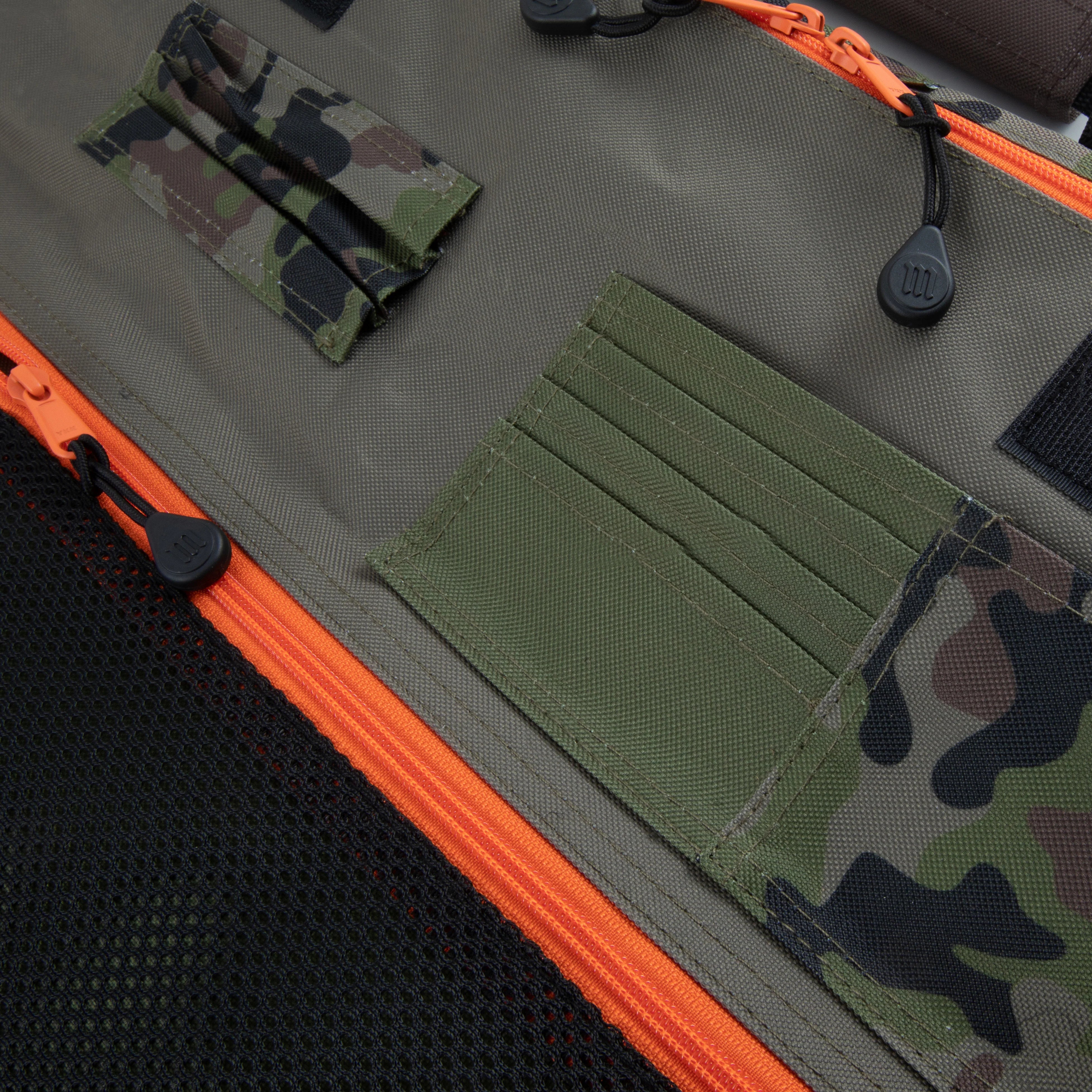 Messermeister | 8 Pocket Padded Print Knife Luggage - Camouflage