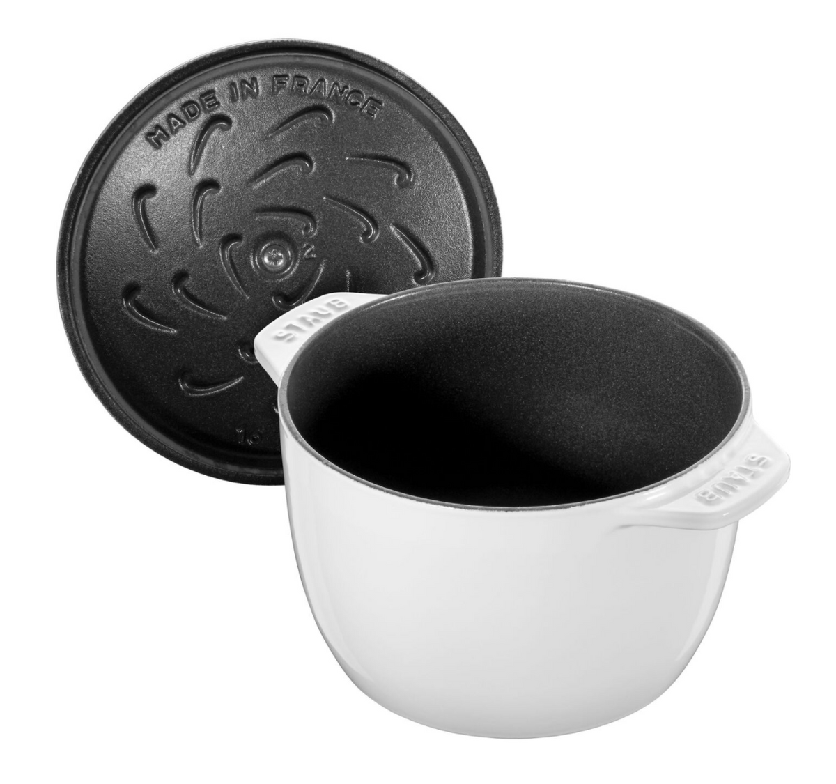Staub | 1.5 Quart Petite French Oven