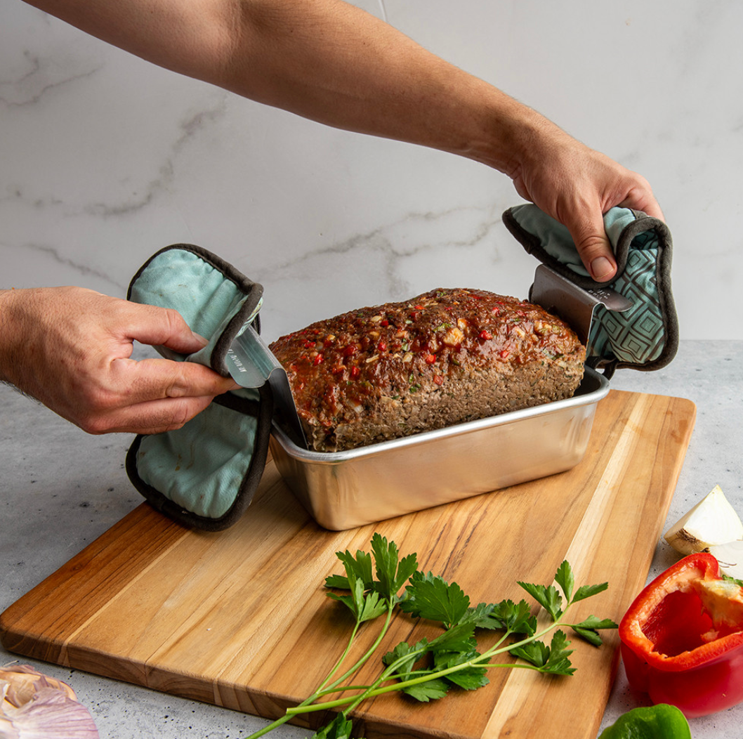 Nordic Ware | Meatloaf Pan with Lifting Trivet