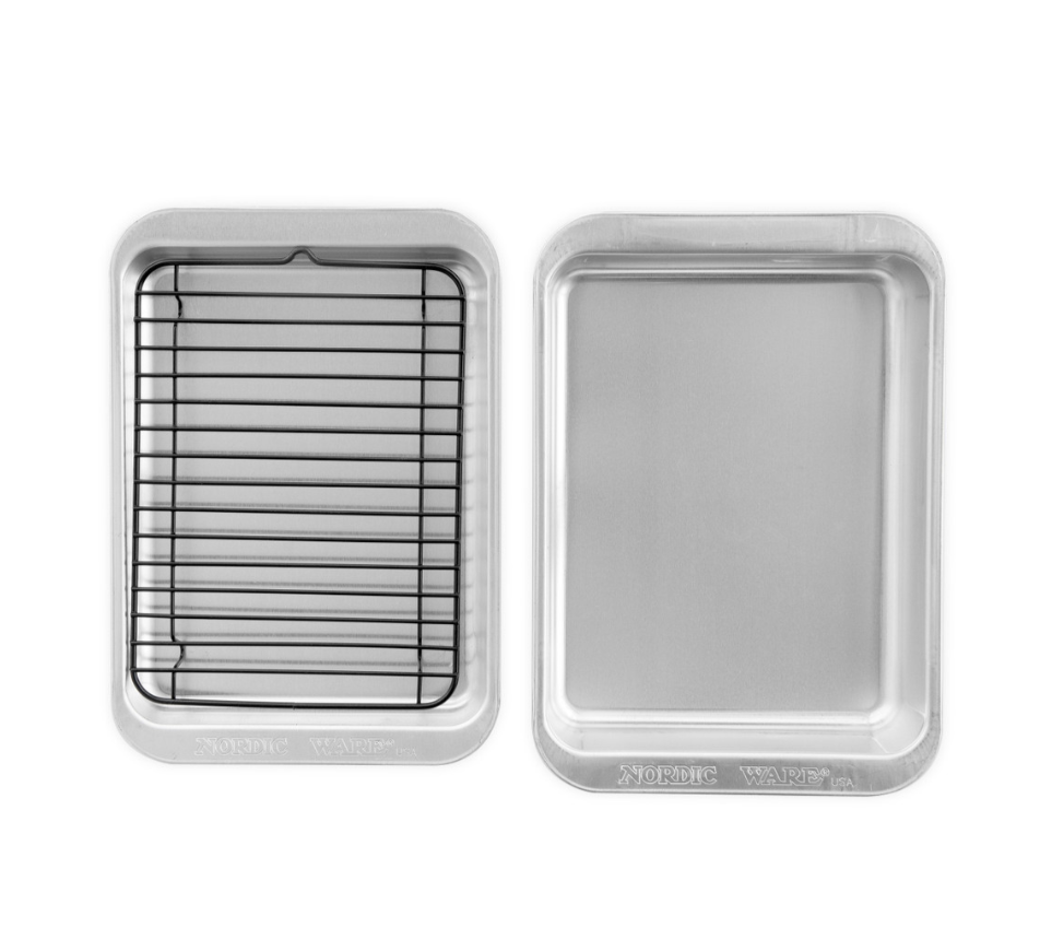 Nordic Ware | Naturals® Compact Ovenware 3-Piece Set