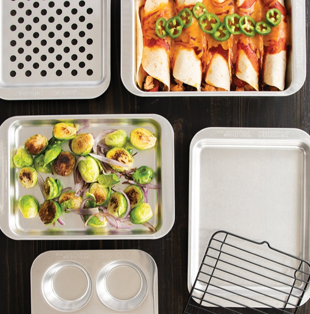 Nordic Ware | Naturals® Compact Ovenware 3-Piece Set