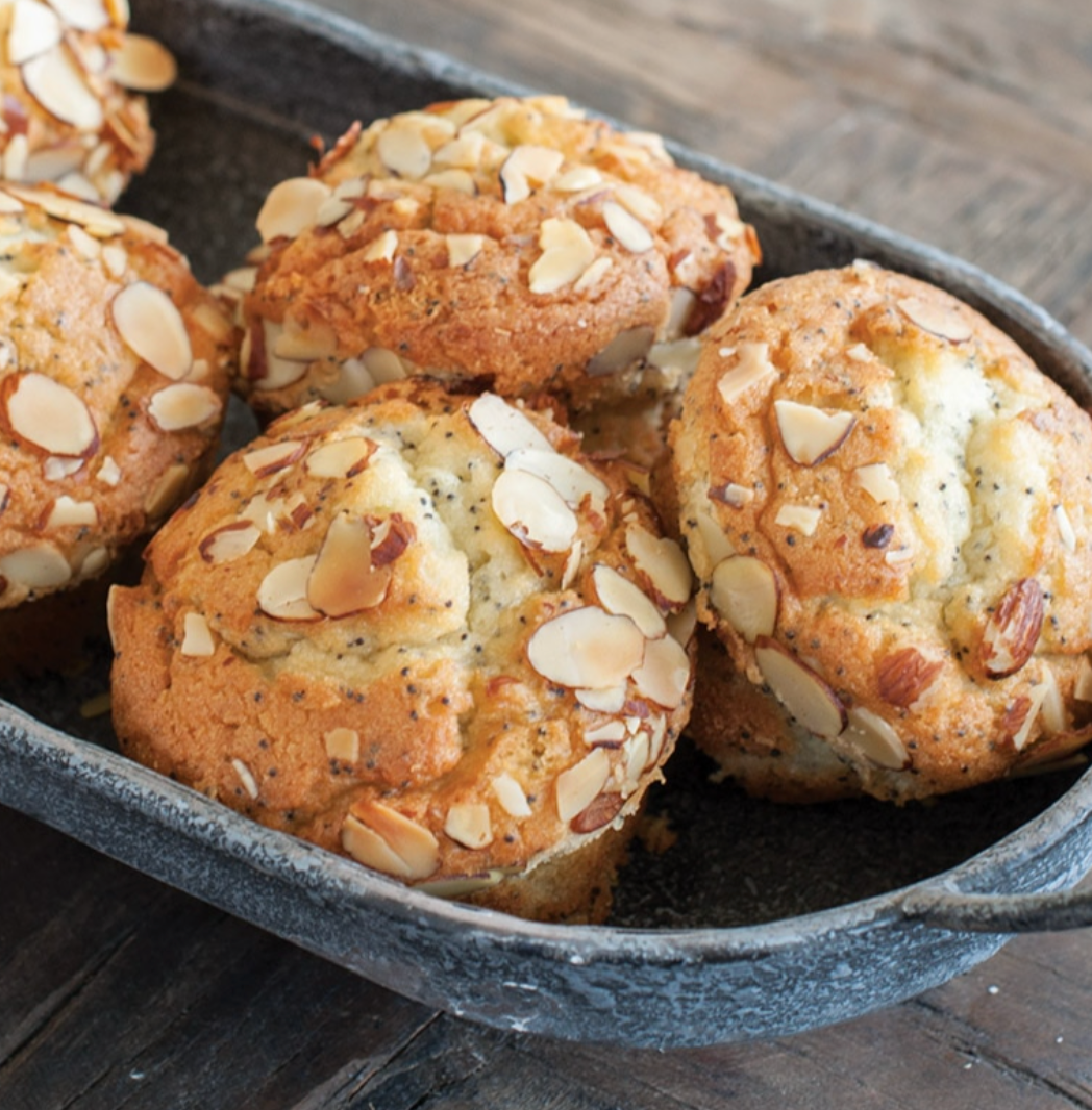 Nordic Ware | Naturals® Compact Ovenware Muffin Pan