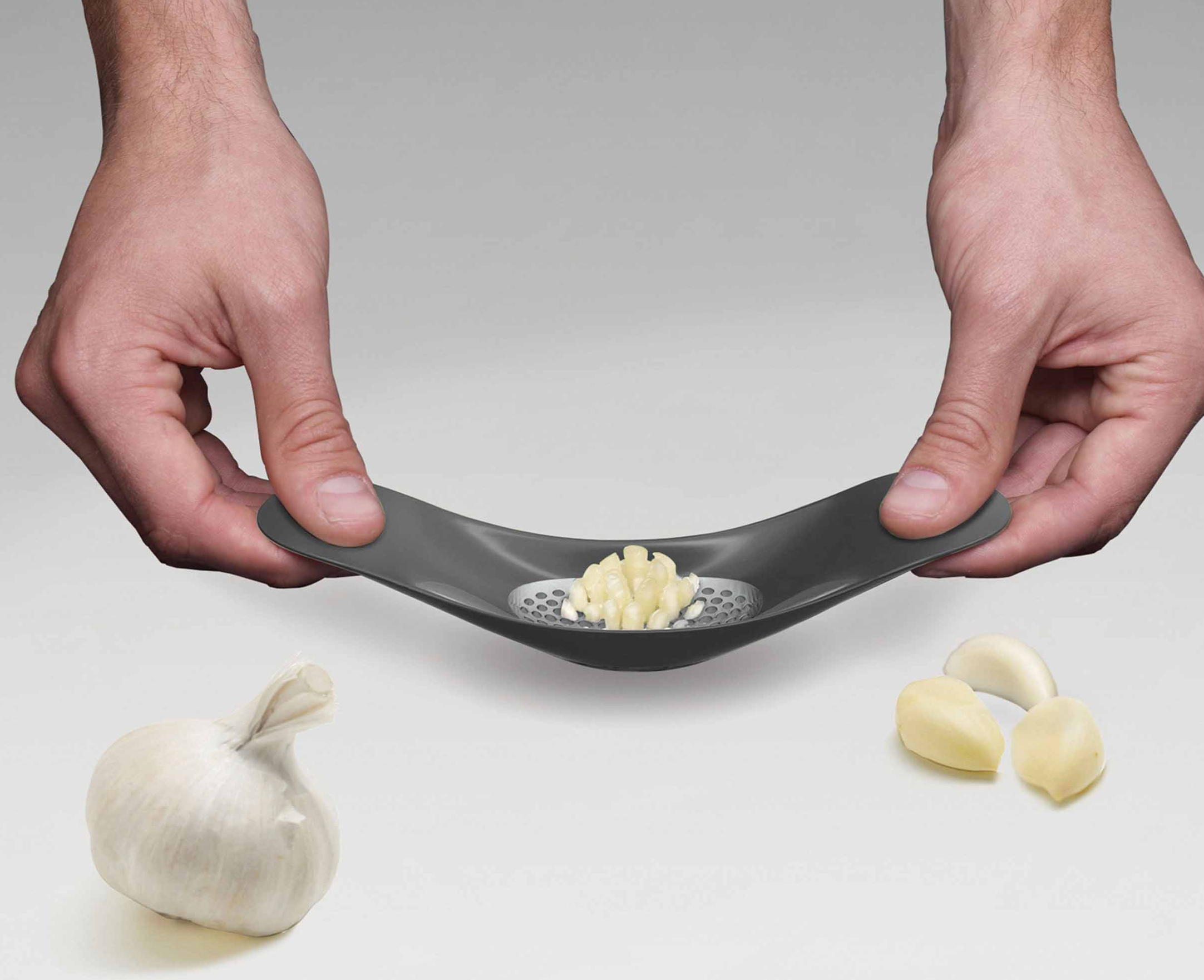 Joseph Joseph | Rocker™ Silver Garlic Crusher