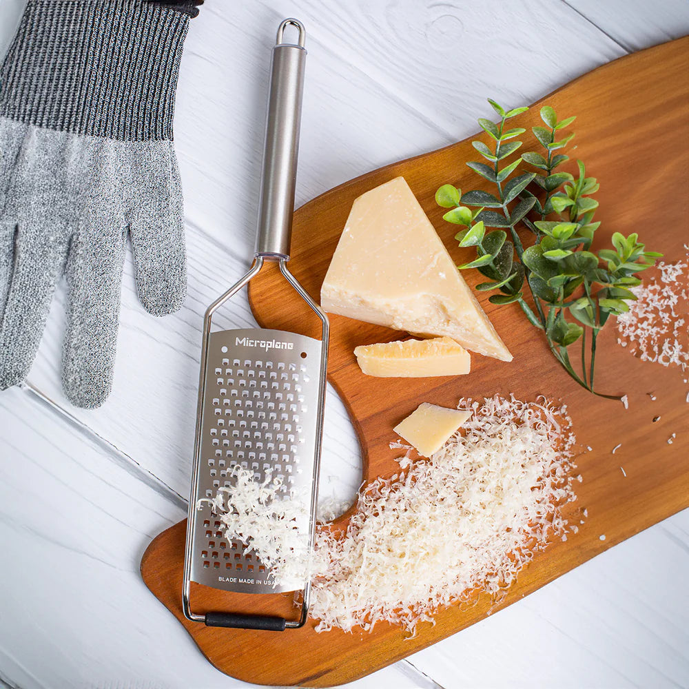 Microplane | Professional Series 2.0 Coarse Grater
