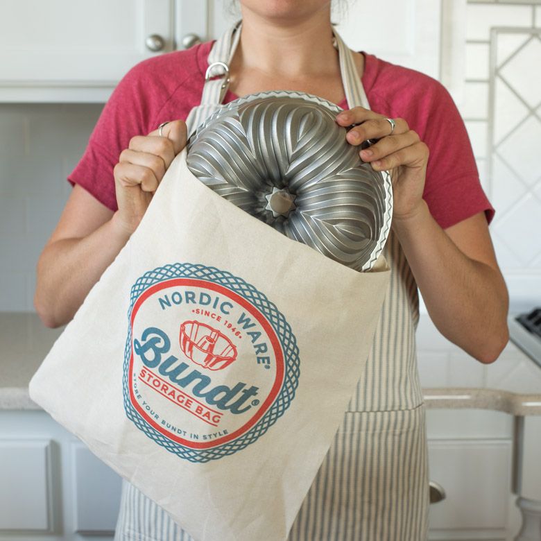 Nordic Ware | Bundt Storage Bag