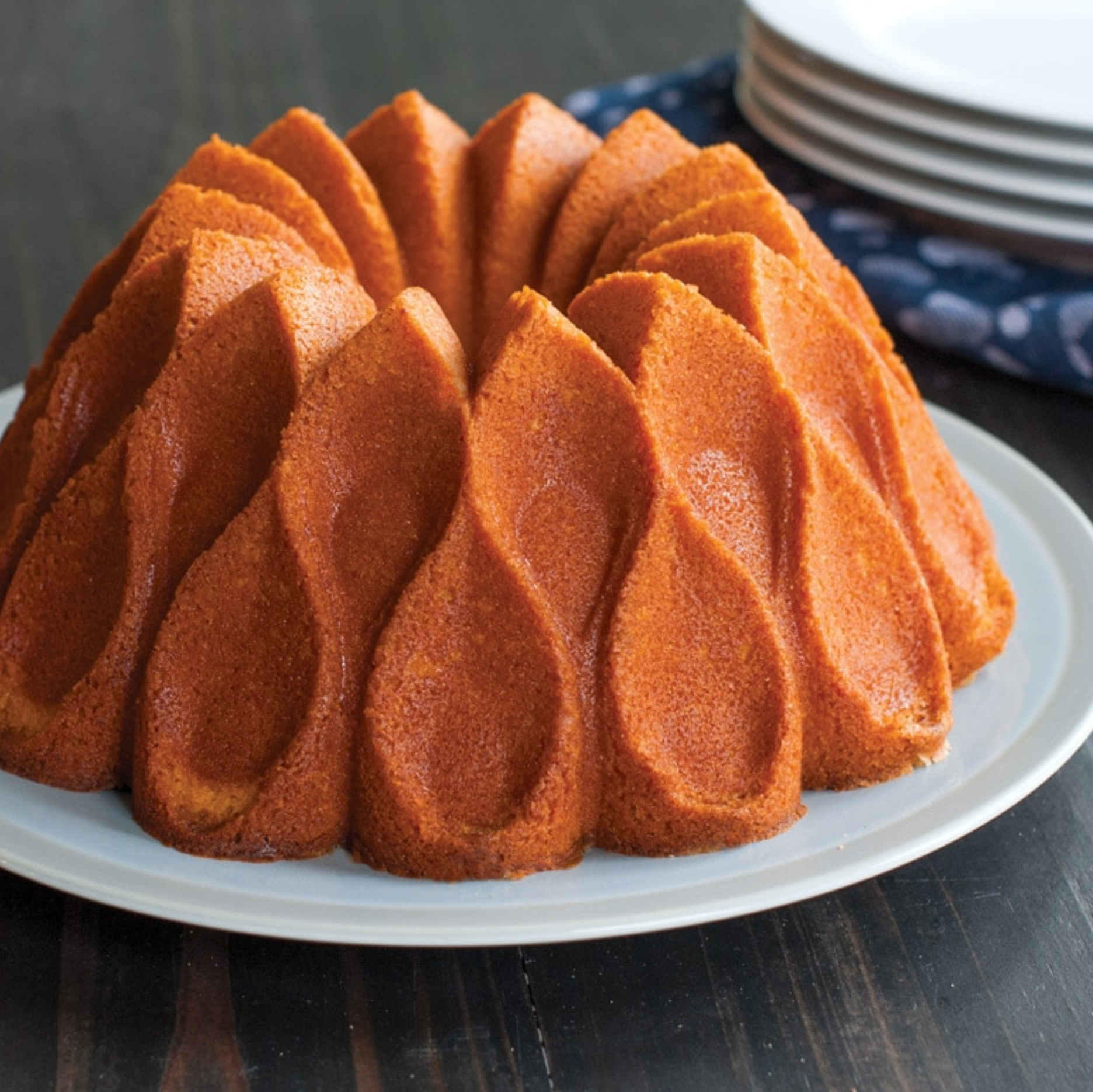 Nordic Ware | Crown Bundt Pan